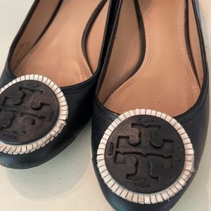 Tory Burch black flats with cream detail. Worn.
